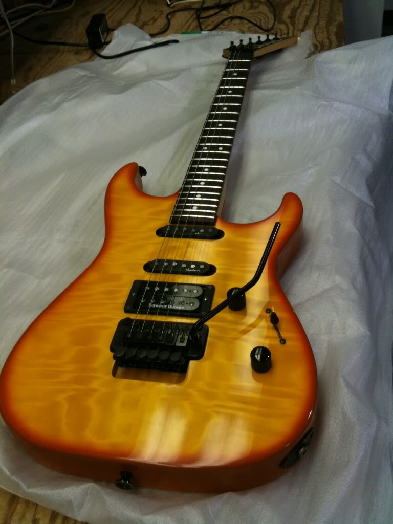 charvel375.jpg