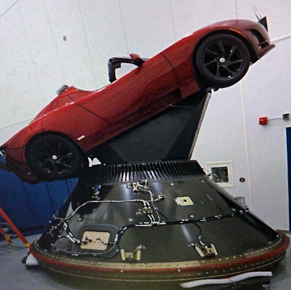 elon-musk-cherry-roadster-spacex-falcon-heavy-payload.jpg
