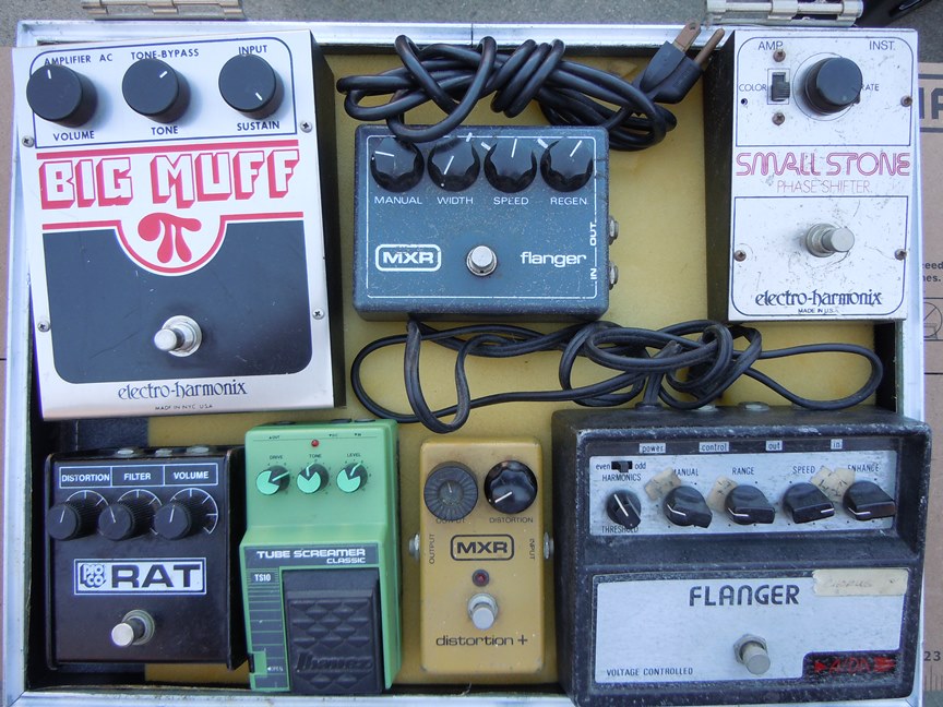 Vintage Pedalboard - S.jpg